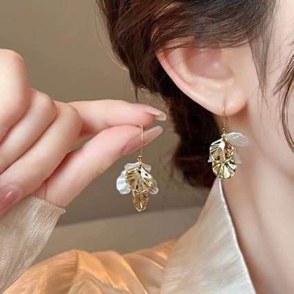 Flower Earrings for Women - Unique Luxury Design - dellidu.com - 0 - Petal Hook - Flower Earrings for Women - Unique Luxury Design - Flower Earrings for Women - Unique Luxury Design - CJLX227441701AZ - null