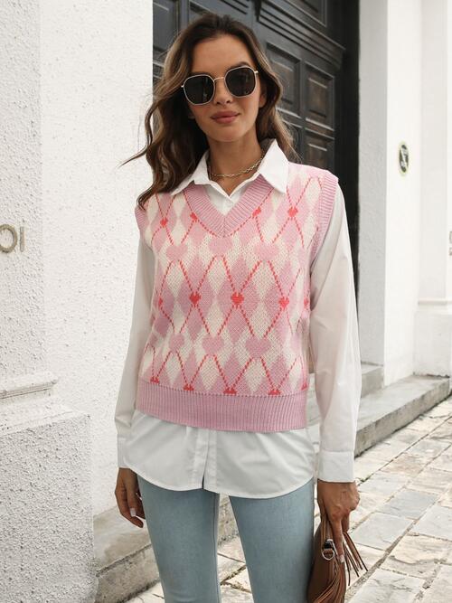 Geometric V - Neck Sweater Vest - dellidu.com - 100100186055413 - Blush Pink - 7854b38b38b3477080cb81987e73f69b - Min - M - 7854b38b38b3477080cb81987e73f69b - Min - 100100186055413 - Trendsi